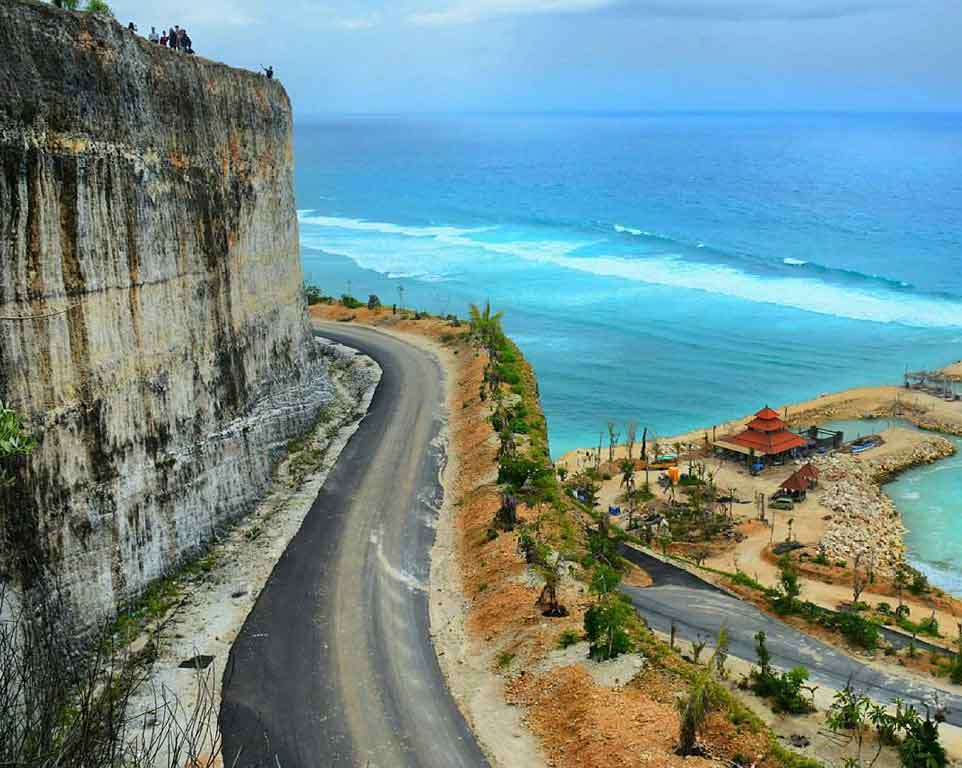 Pantai Melasti